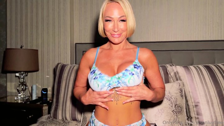 MELANIE MONROE